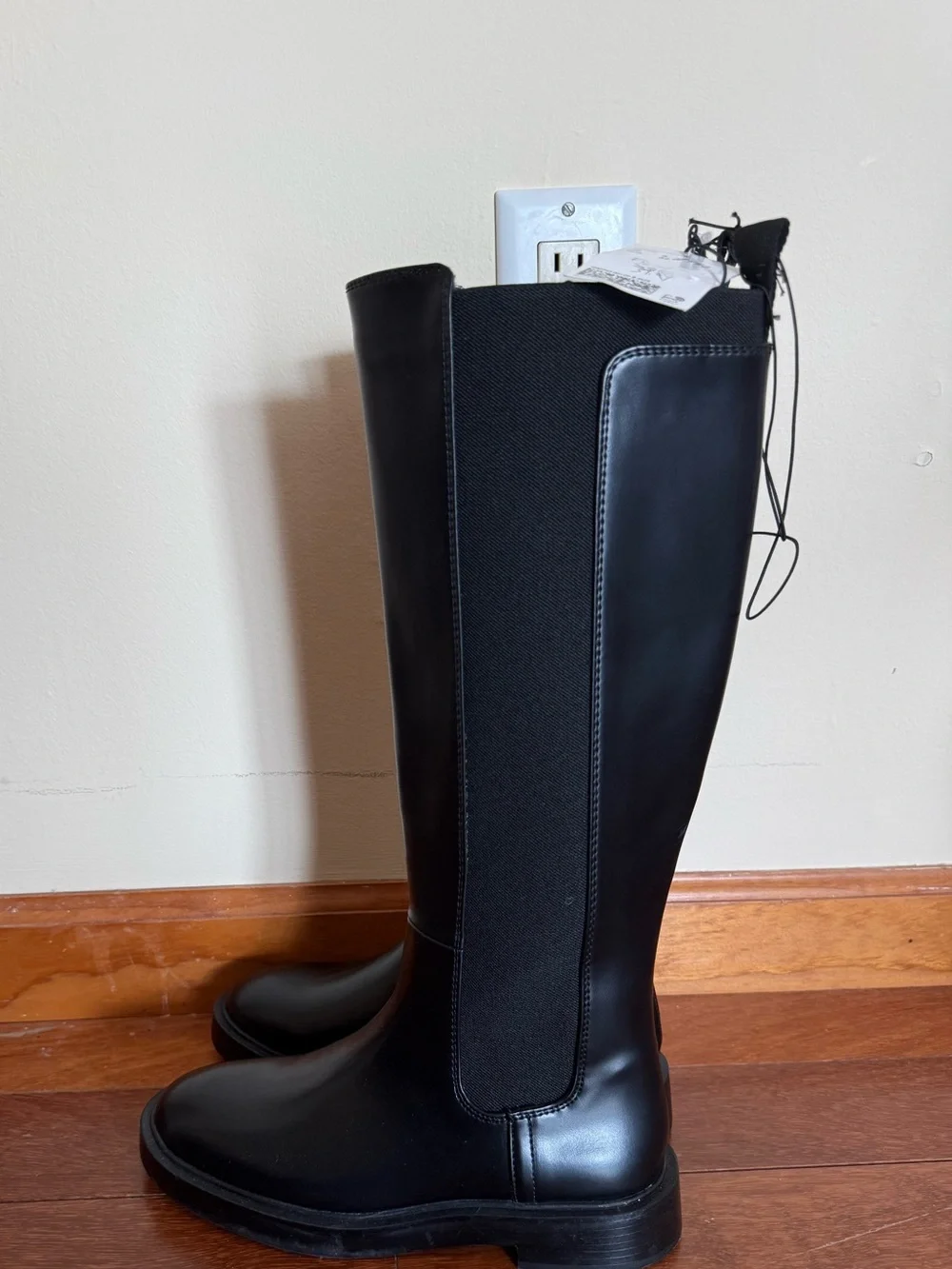 NWT H&M Knee-High Black Women's Boots size 6